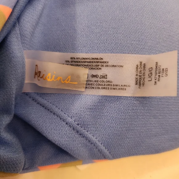 Raisins Colorful Geometric Bikini Set. Comes with Hygienic Liner. NWT - Picture 3 of 11